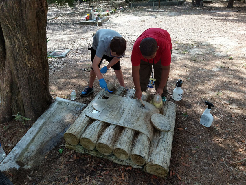 Cemetery clean up